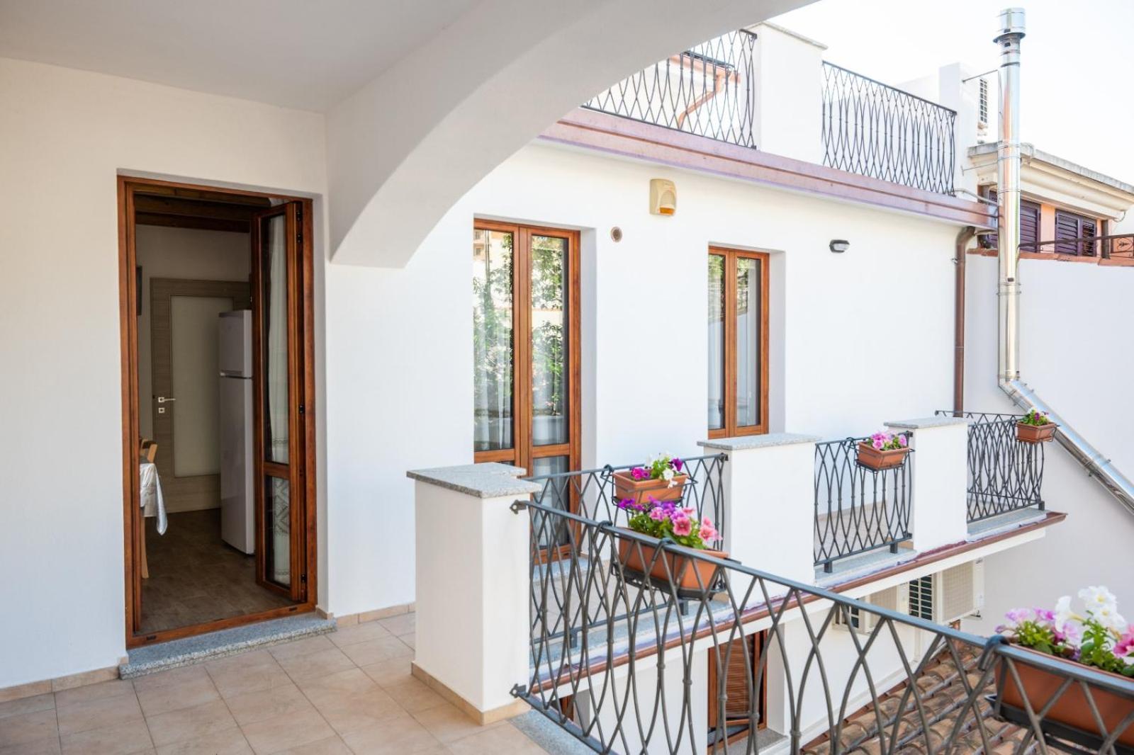B&B Ruinas Arzana Εξωτερικό φωτογραφία
