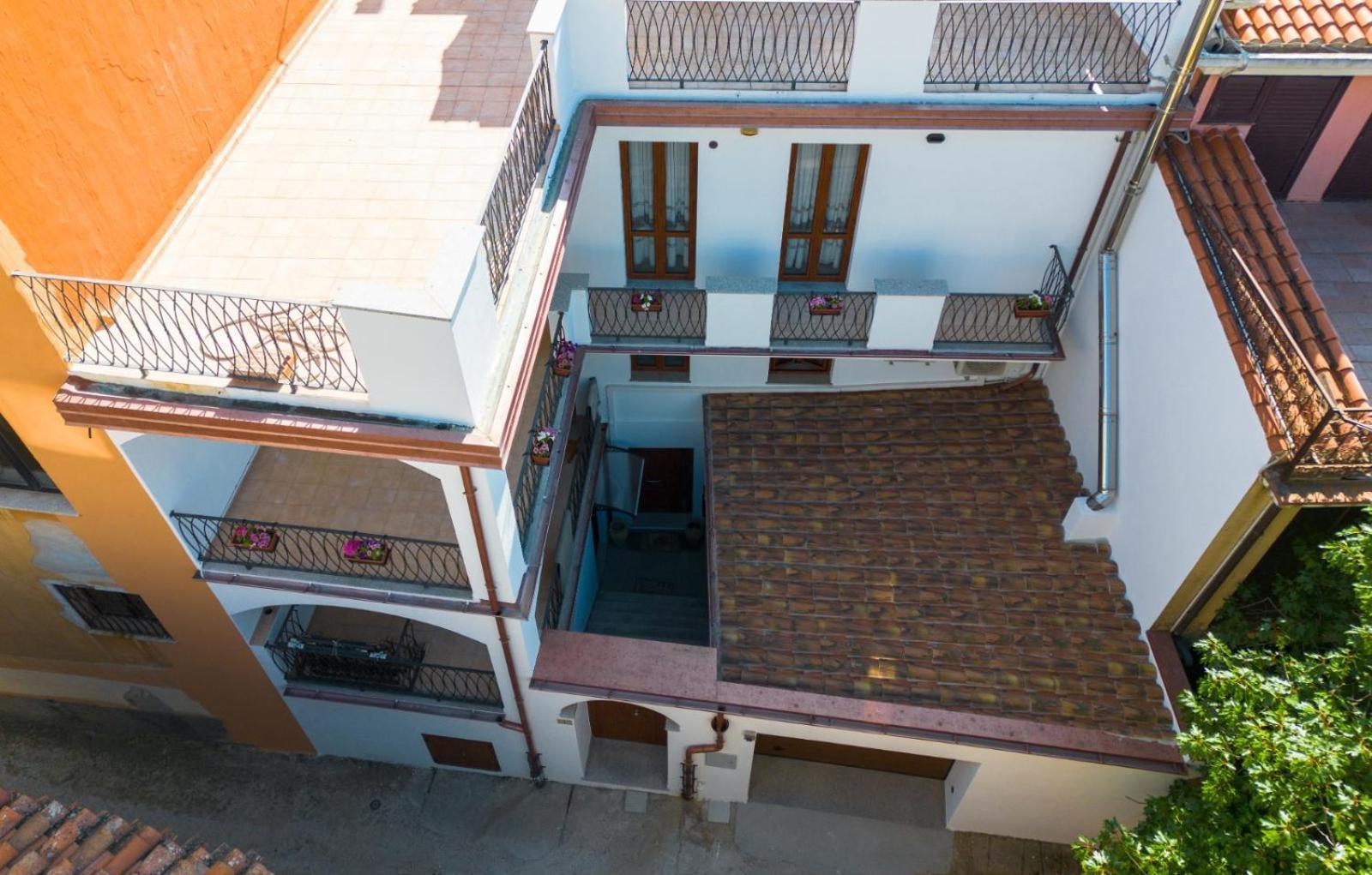 B&B Ruinas Arzana Εξωτερικό φωτογραφία